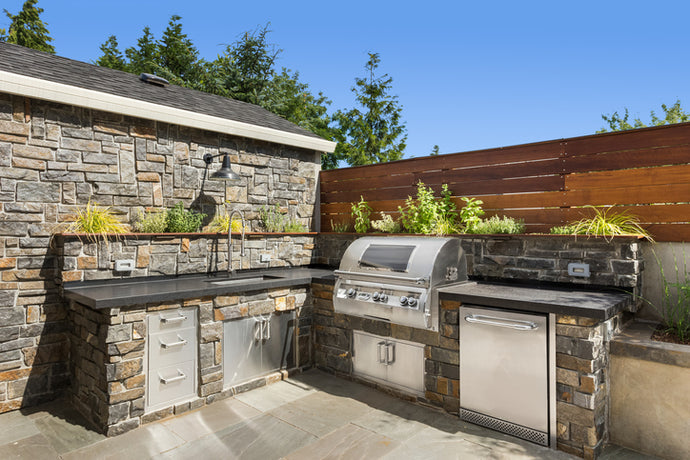 How to Convert Your Backyard into an Outdoor Kitchen